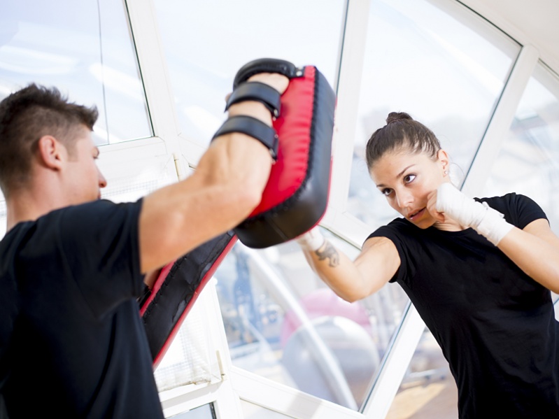 Файл:Boxing Men training blow 461775.jpg